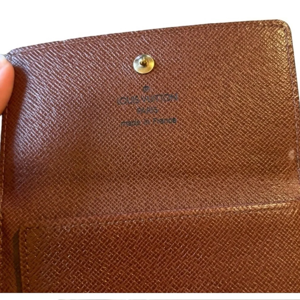 Louis Vuitton vintage bifold wallet snaps brown logo/gold hardware - Picture 3 of 13